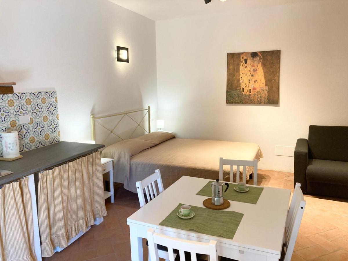 Ferienwohnung San Cerbone Porto Azzurro Exterior foto