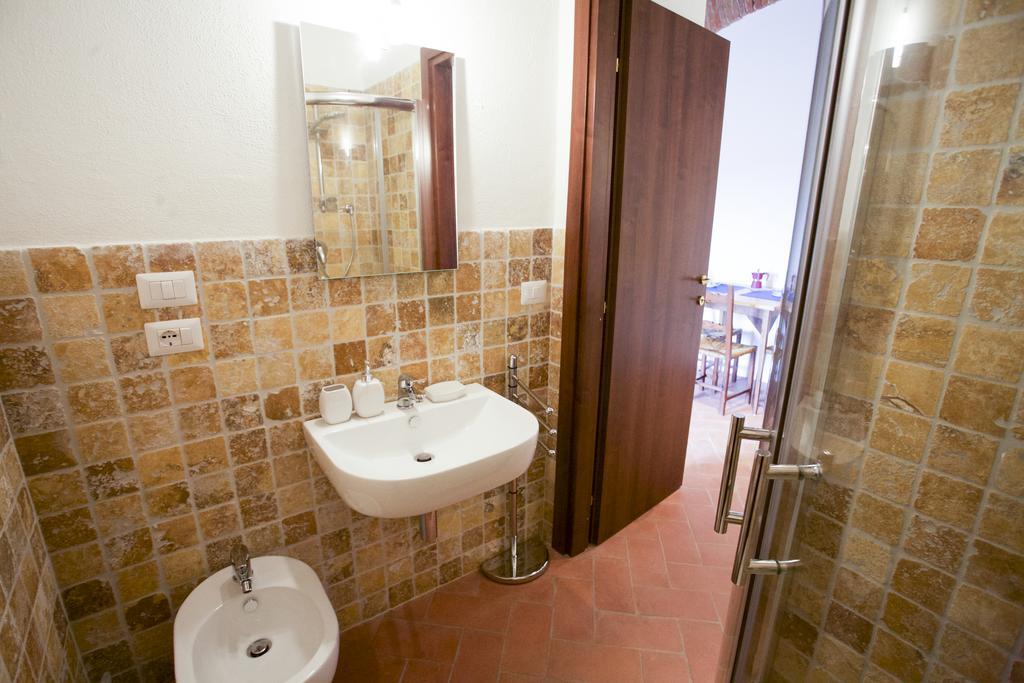 Ferienwohnung San Cerbone Porto Azzurro Exterior foto